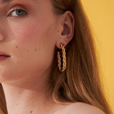 TWISTED CHUBBY OVAL HOOPS