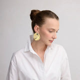 MIRROR GREY PEARL EARRINGS